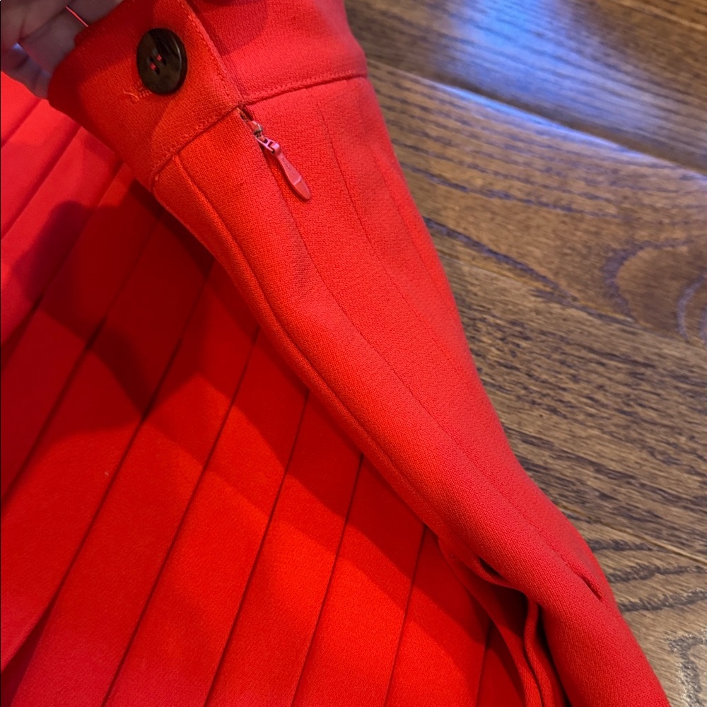Genny Red Pleated Wool Skirt - Picture 9 of 14